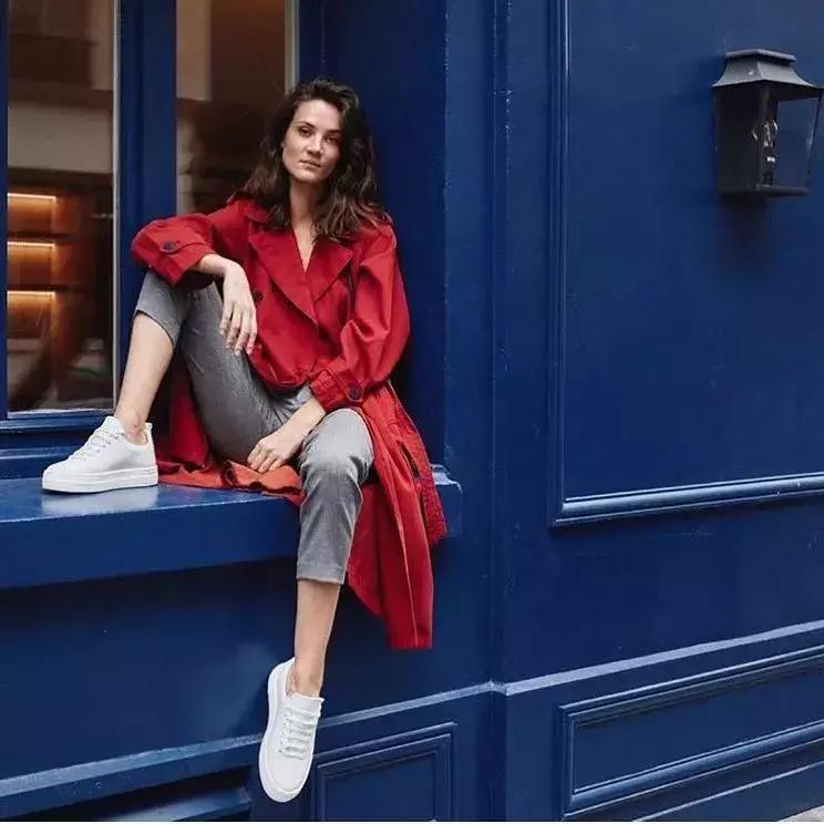 秋天买什么颜色风衣,冬天怎么挑选风衣