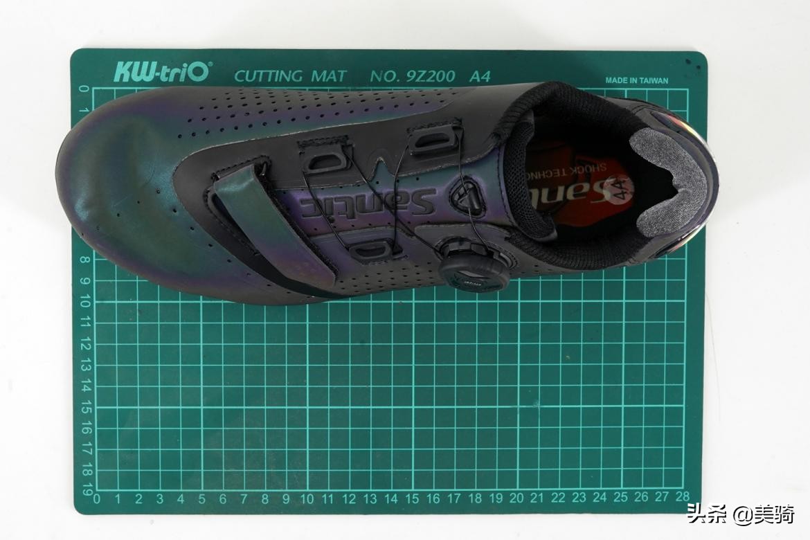 国产抗造碳底锁鞋推荐,入门公路锁鞋品牌推荐