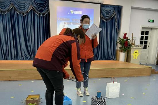 变废为宝体育器械制作高尔夫球,变废为宝手工体育器械哑铃