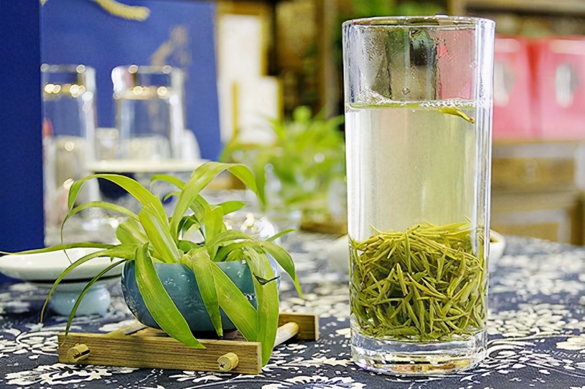 多彩贵州旅游品牌,多彩贵州酒名片