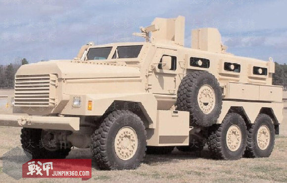 空军宪兵第四部分：安全部队制服配饰中的特色元素