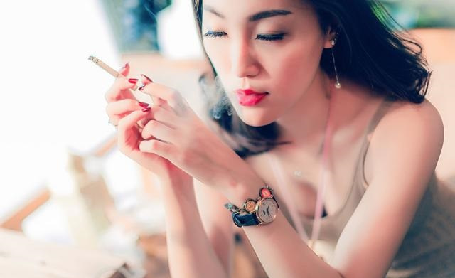 男女之间女的总是不理你,男女互相不理的后果