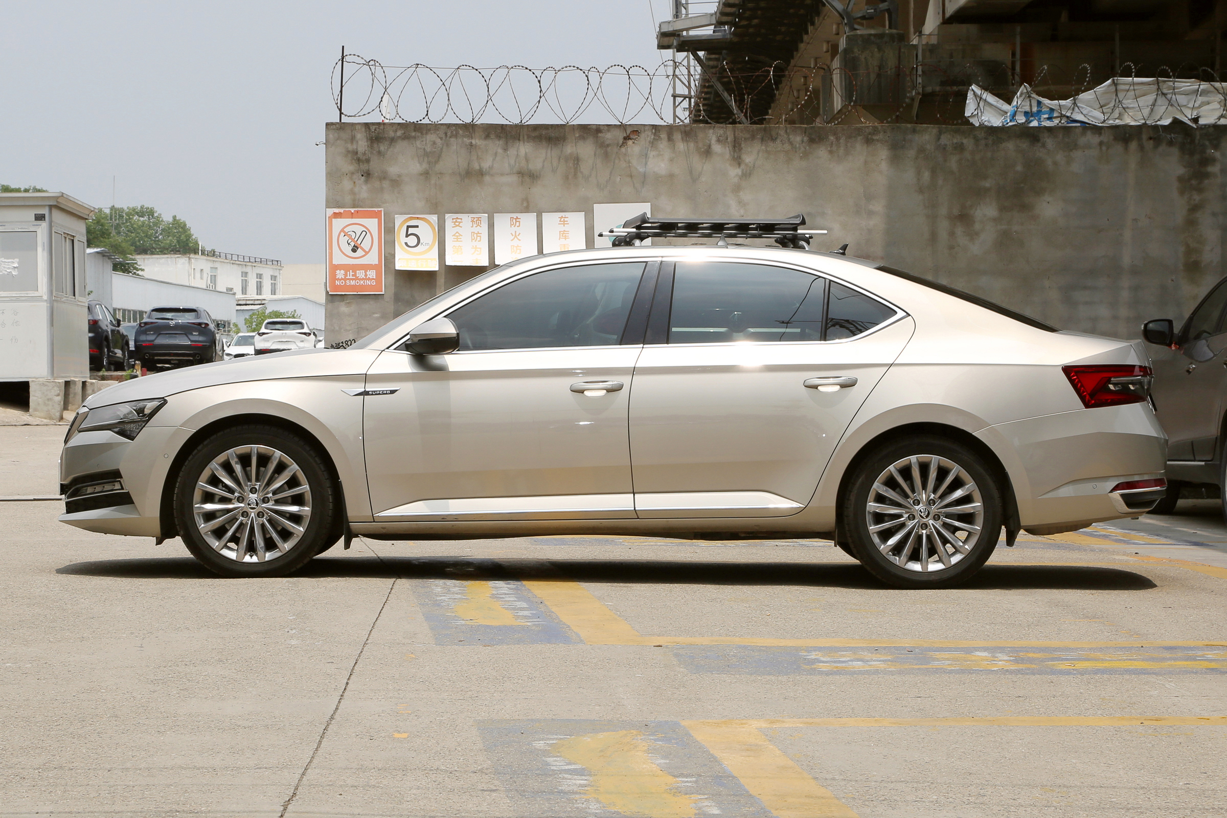 斯柯达速派2022款深度分析,斯柯达新速派实力圈粉