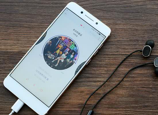 为啥安卓机越用越卡苹果都没事,为什么安卓手机越用越流畅