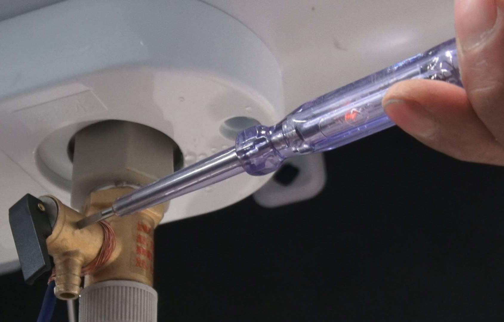 家用电热水器该怎么选择好,家庭用的电热水器如何选择