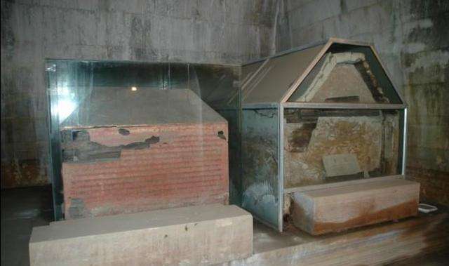 康熙的陵墓中为何葬了48名妃子,康熙的地宫葬了几位皇后