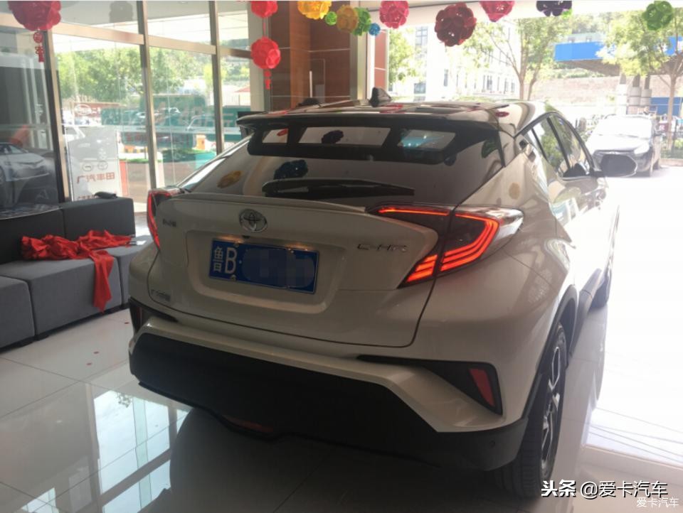 丰田c-hr豪华版提车实价,丰田c-hr提车价格