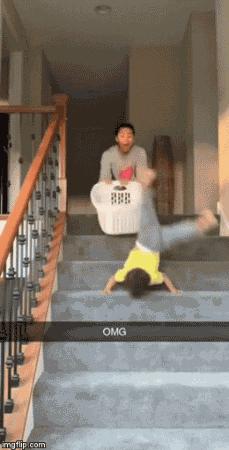 外国人少系列:这是黑人版快手吧?至少也是作死界的王者级别