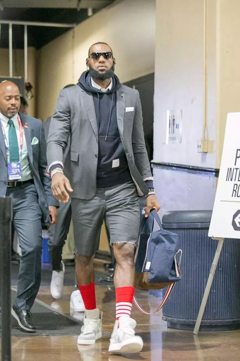 始于球技忠于人品库里,詹姆斯最极致的个人表现