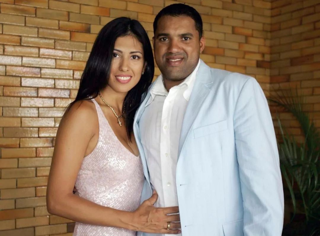 他被誉为“球形闪电”，曾夺欧洲银靴奖，可惜只是昙花一现