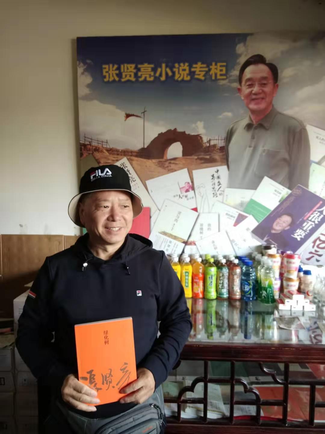 荒凉的古堡里藏着一个女人,荒凉的古堡中有人反弹着琵琶