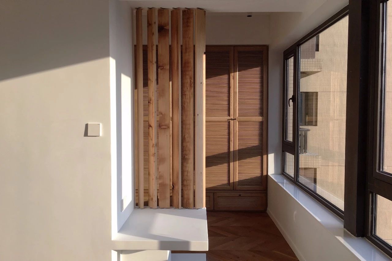 现场工地解说|066期木蜡油和清漆的区别是什么？