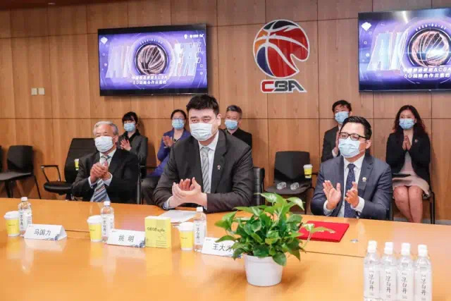 重磅*弹炸**！咪咕5年狂砸40亿投CBA？这场豪赌谁是赢家？