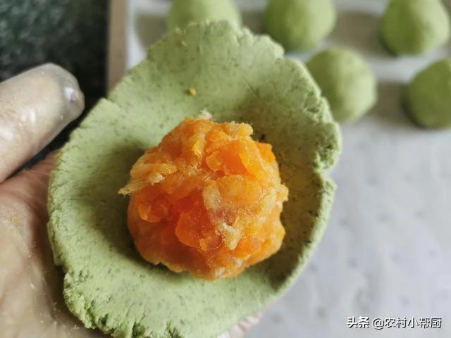 百吃不厌的网红青团吃100个也不腻,春季必吃青团香甜软糯鲜香细腻