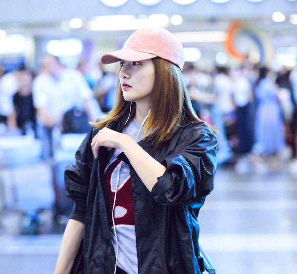 冬天正确戴帽子的方式,秋冬怎么戴帽子好看