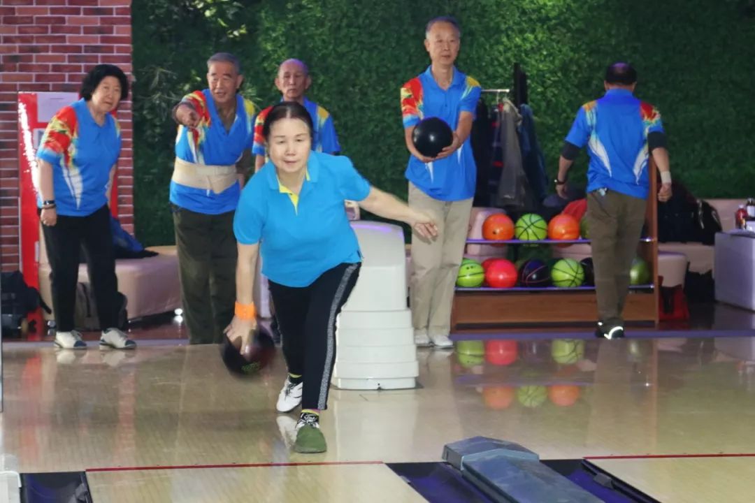 「产业联盟」陕西省保龄球协会,中老年队友谊赛在渭南和运动保龄馆欢乐开启