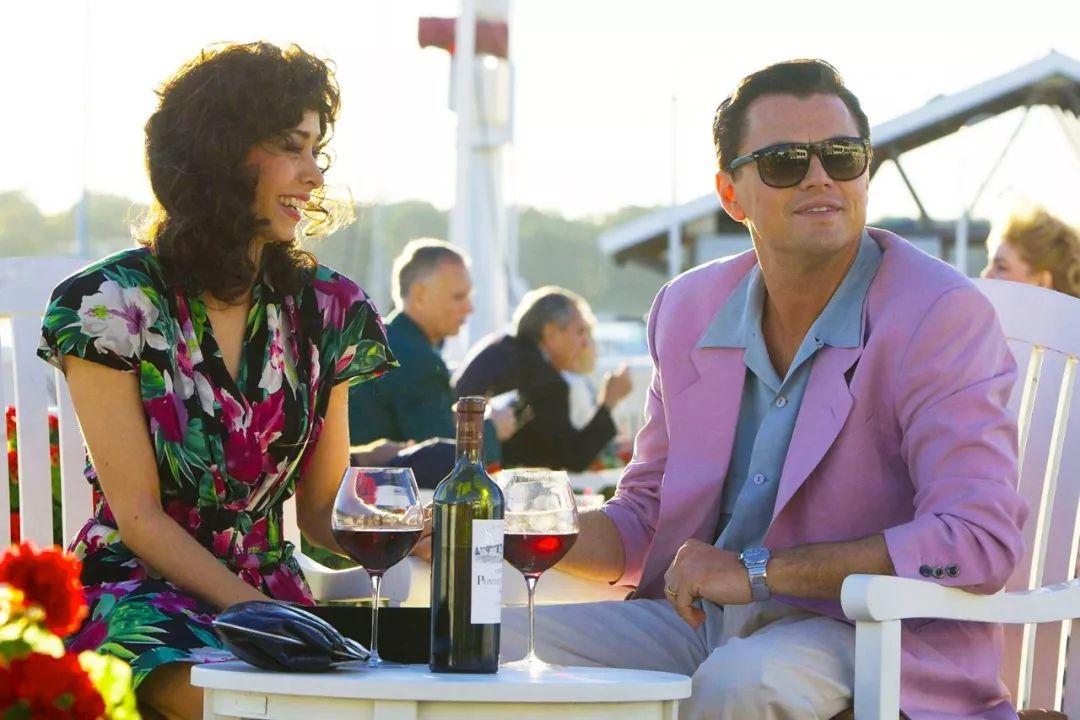 穿粉色就是娘娘腔？让小李子和猫王告诉你什么叫“油而不腻”