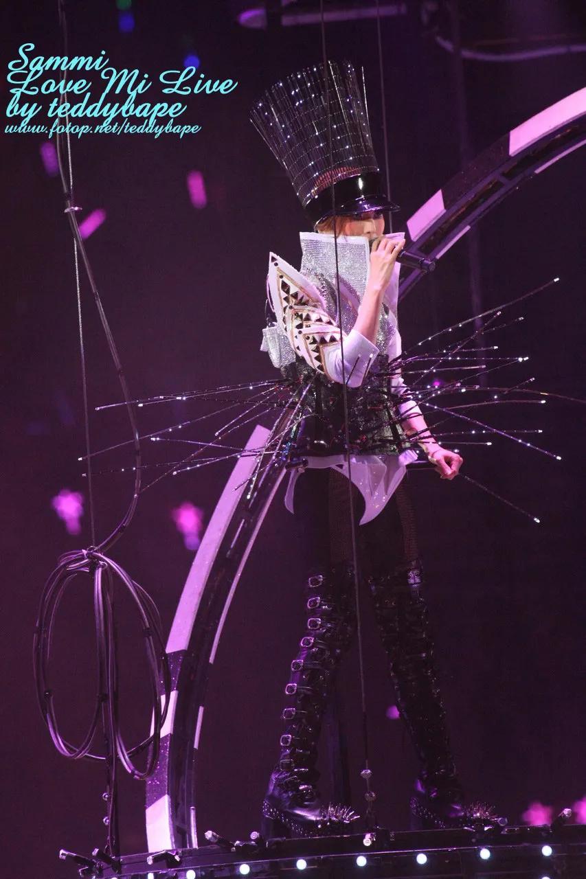 和49岁的她比，流量们的努力好廉价