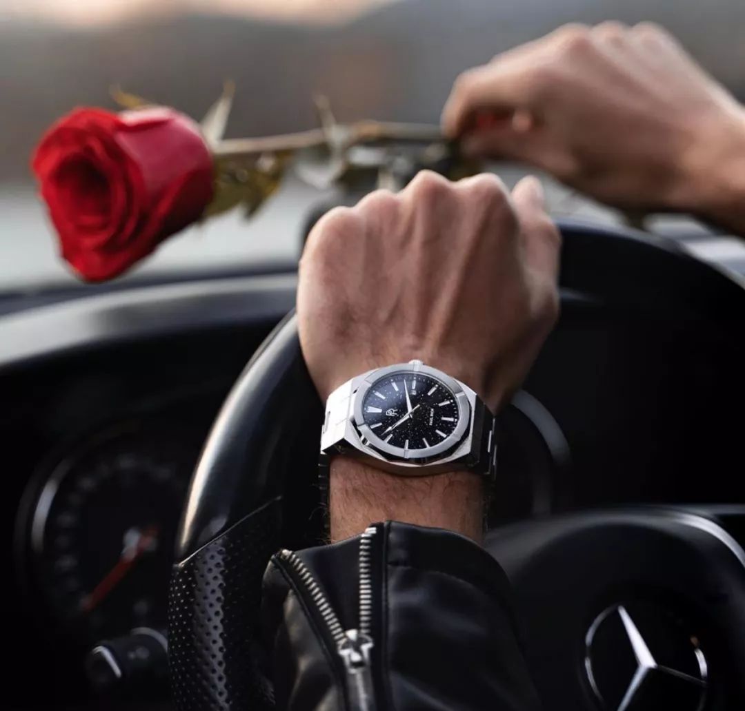 为什么很多人去买几十块钱的手表,现在年轻人有必要买手表吗