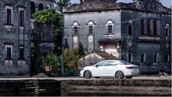 轩逸经典新车油耗14升正常吗,百公里实测油耗2.4l