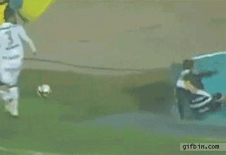 他是快手“最没用”网红,却治好300万人的焦虑