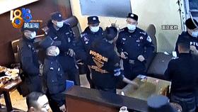 四瓶白酒一箱啤酒,一箱四瓶的酒鬼酒