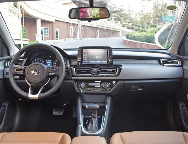 手握10万家用车怎么选,手握7万买新车还是二手车