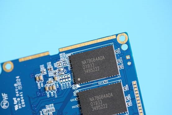 希捷飞翼和酷鱼飞翼区别,希捷酷鱼飞翼新旧对比