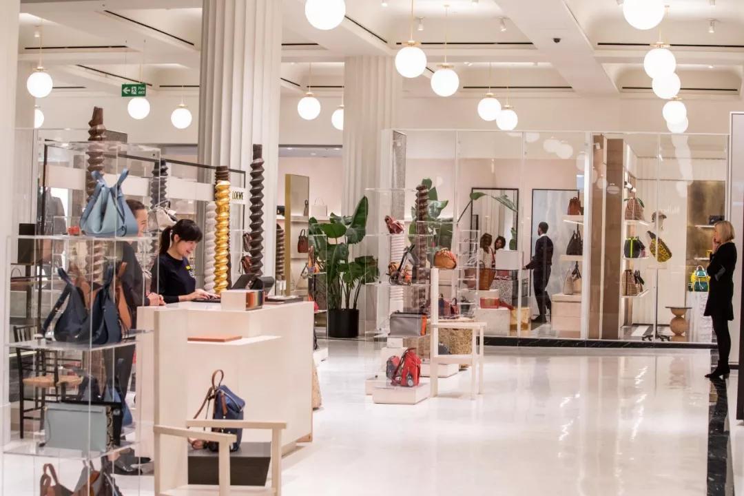 selfridges鍑哄敭,selfridges鐧捐揣鍏徃