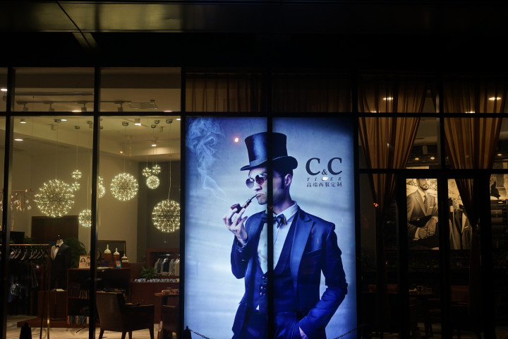 高端西装定做,苏州男士高定西装私人定制