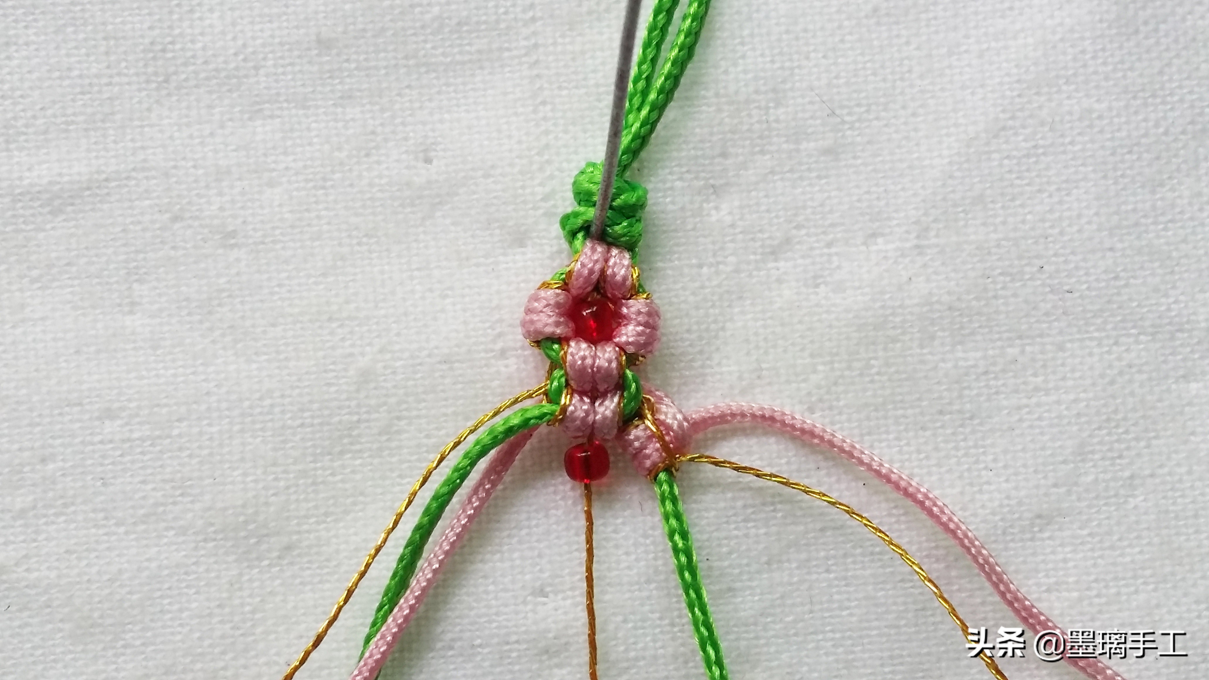 手工编织手链桃花结教程视频,简单手机绳编织教程简单又好看