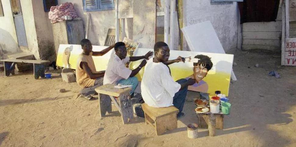 最狂野的海报设计,竟然在非洲?