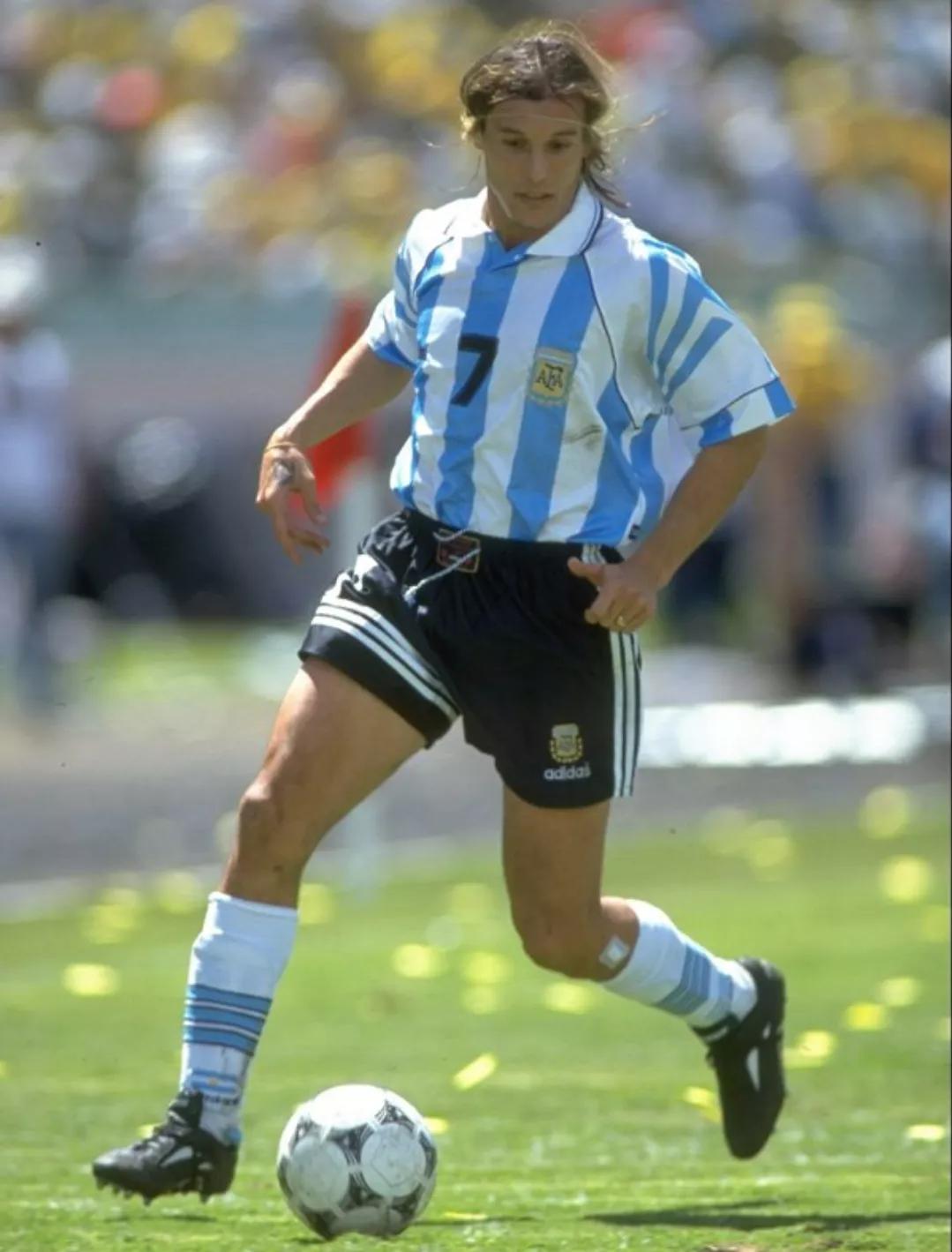 卡尼吉亚真的帅,十大巨星卡尼吉亚