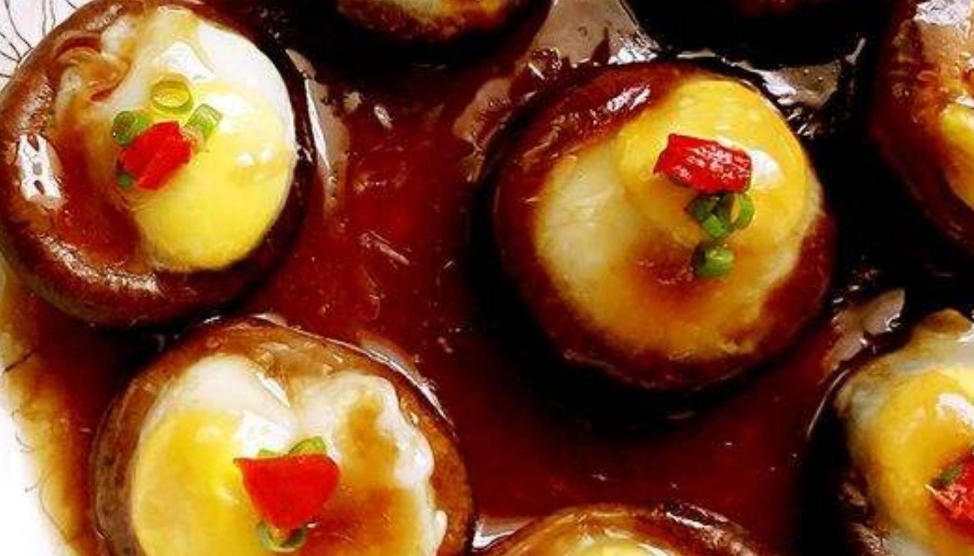 鹌鹑蛋不要剥壳怎样做成菜好吃,鹌鹑蛋不放油怎么做好吃