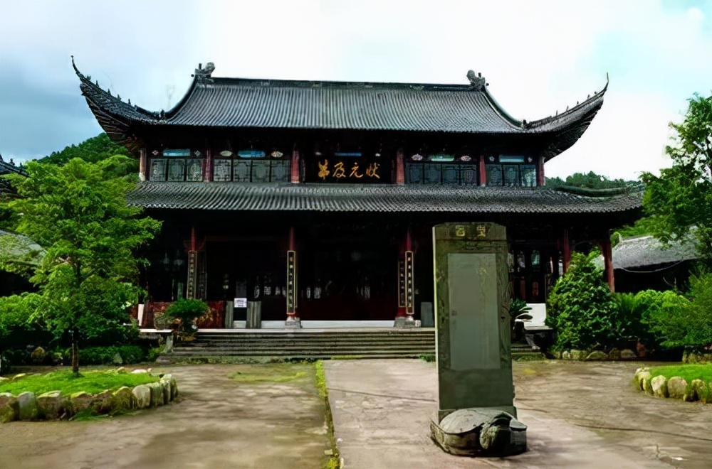 不止是高楼璀璨,这座历史文化名城里英杰荟萃,你知道哪些?多处名人故里等你拜访~