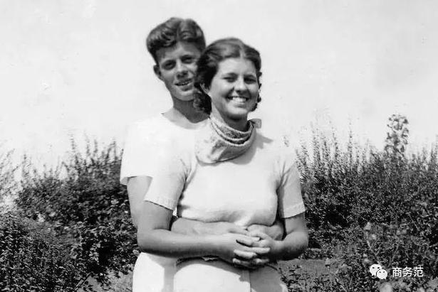 肯尼迪家族到底是因为什么被诅咒,肯尼迪家族真的被诅咒了吗