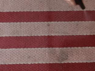 沙发脏了一擦就黑是怎么回事,沙发脏了擦一下