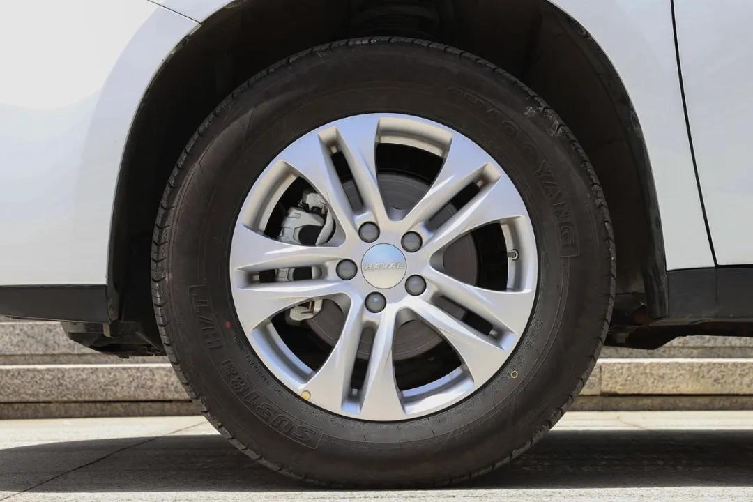 新款哈弗m6试驾,试驾哈弗m6手动精英智联型