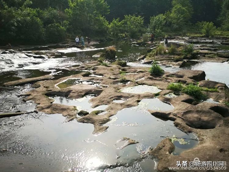 成都黄果树瀑布周边景点,成都瀑布玩水一日游