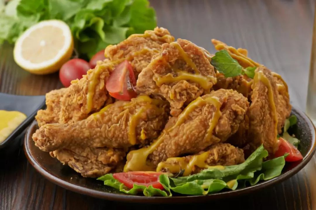 鼻子上长颗粒怎么回事,十岁女孩鼻子上有小颗粒怎么回事