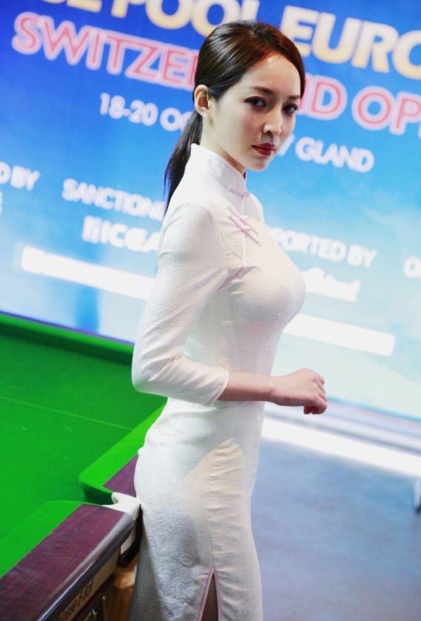 她是中国最美台球裁判,她号称最美裁判