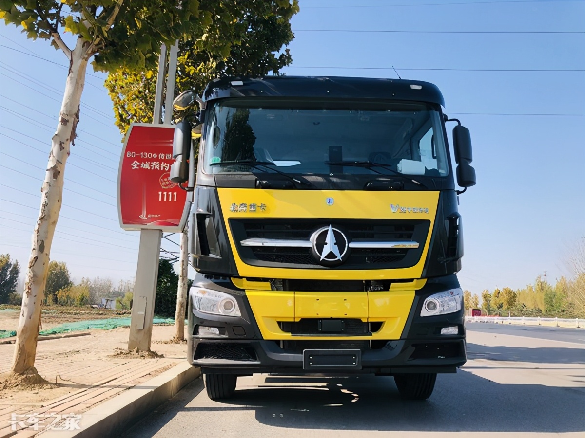 北奔重卡牵引车自重多少斤,北奔v3重载版前四后八自卸车