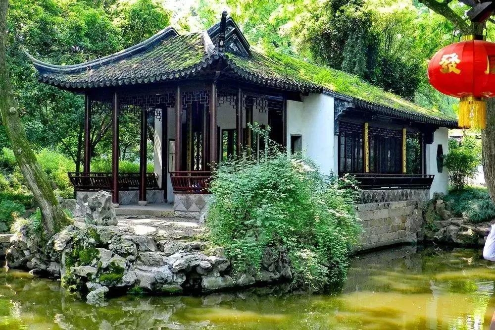 繁华喧闹的老街,繁华古镇老街