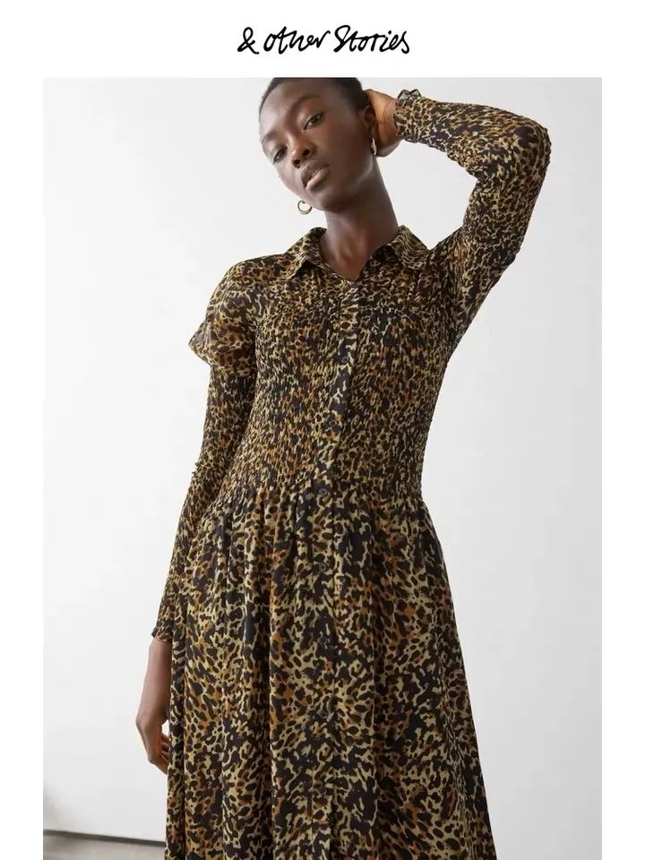 蕾哈娜菠萝纹的服装,蕾哈娜服装品牌