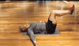 马甲线锻炼出腹肌的全教程,有了马甲线是不是练腹肌就容易了