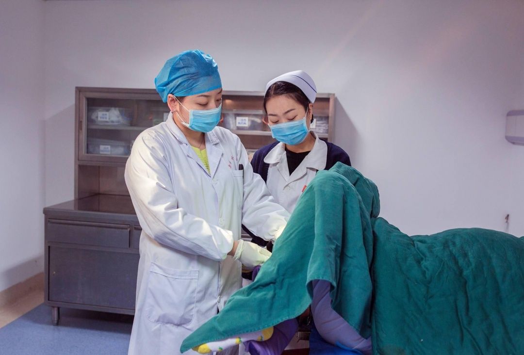 “裙子掀起来，躺上去”，让人面红耳赤的妇科检查，你做过几个？