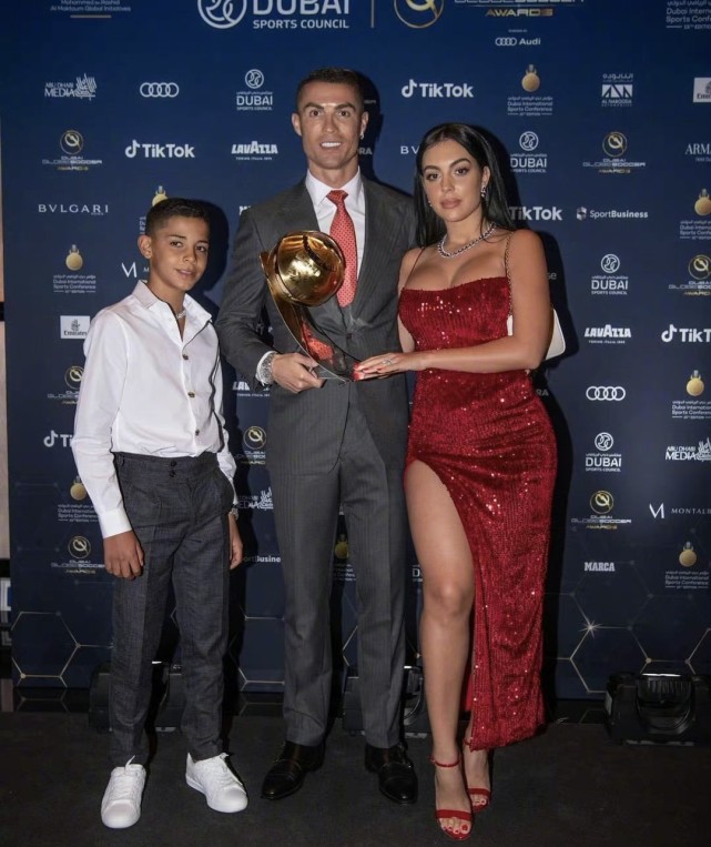 花花公子遇到真爱结局,c罗的前任评价c罗