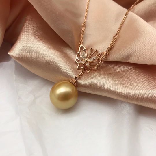 天然蓝宝石镶天然海水珍珠吊坠,珍珠海蓝宝石吊坠图片