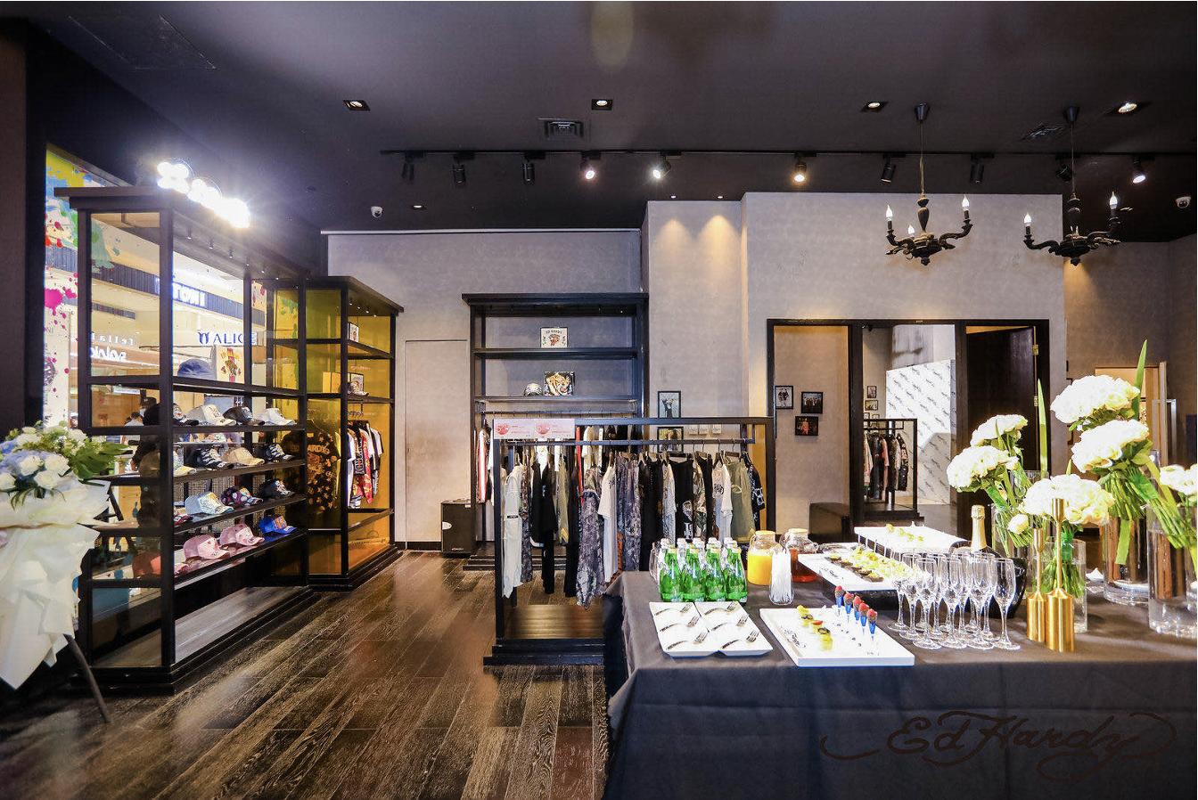 张柏芝来大卫城,张柏芝时装店