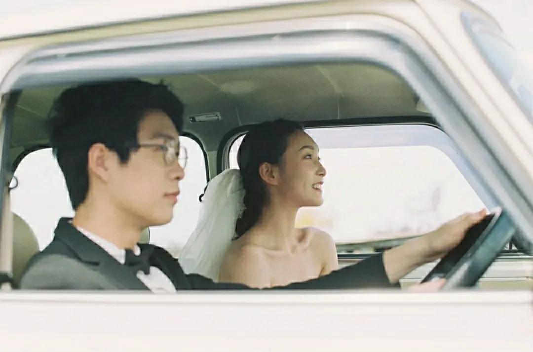 三亚拍婚纱照哪里好，火爆朋友圈的三亚婚纱照了解一下